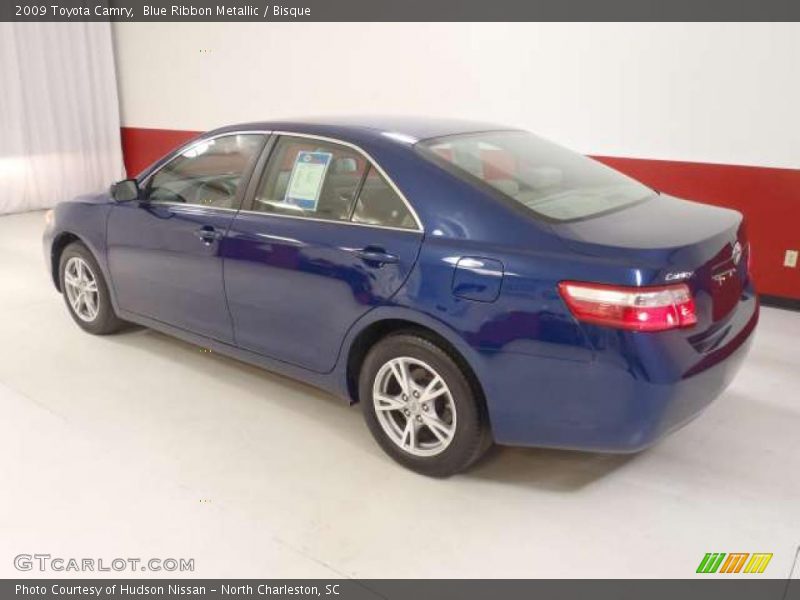 Blue Ribbon Metallic / Bisque 2009 Toyota Camry