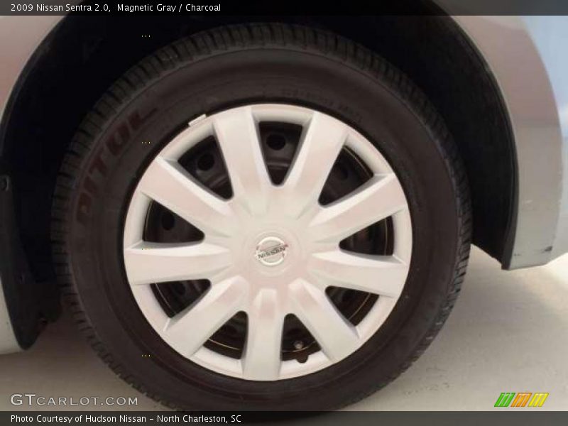 Magnetic Gray / Charcoal 2009 Nissan Sentra 2.0