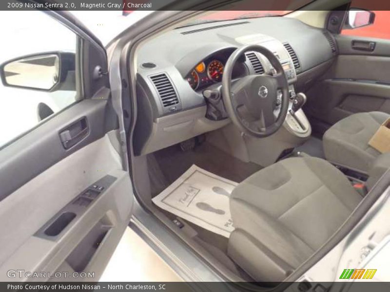 Magnetic Gray / Charcoal 2009 Nissan Sentra 2.0