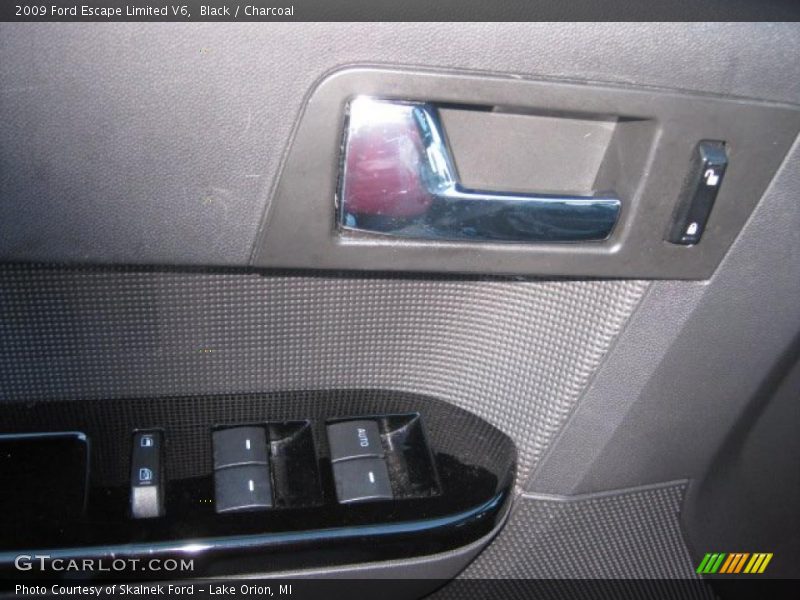 Black / Charcoal 2009 Ford Escape Limited V6