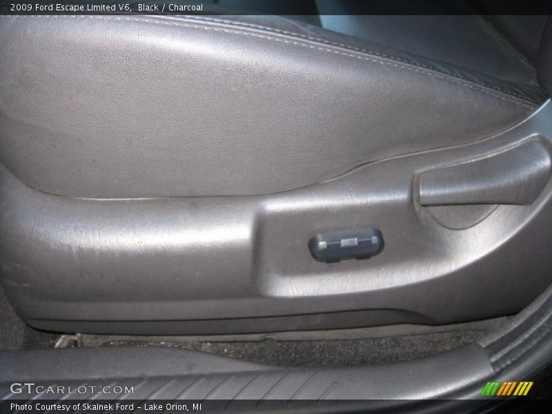 Black / Charcoal 2009 Ford Escape Limited V6
