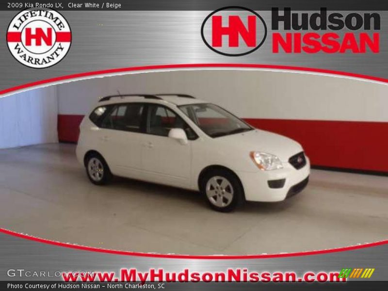 Clear White / Beige 2009 Kia Rondo LX