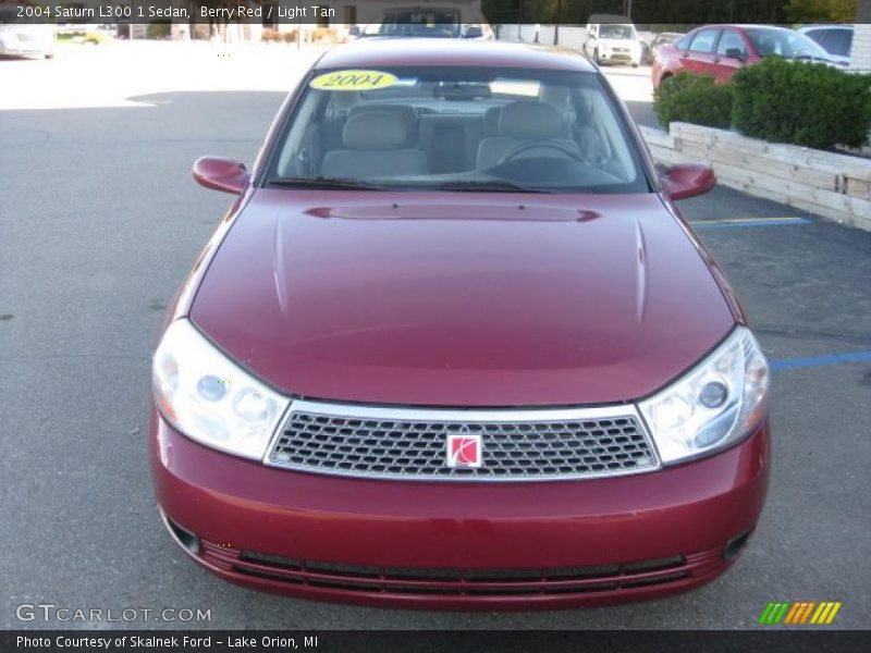 Berry Red / Light Tan 2004 Saturn L300 1 Sedan