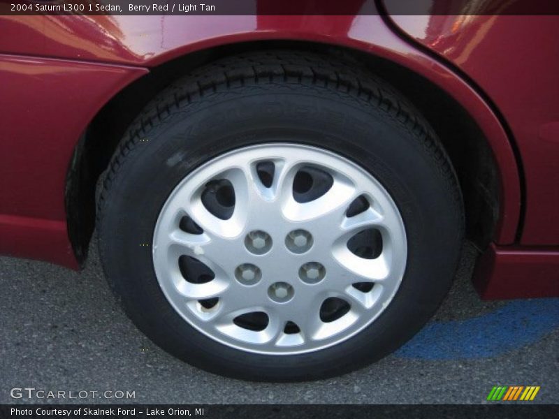 Berry Red / Light Tan 2004 Saturn L300 1 Sedan