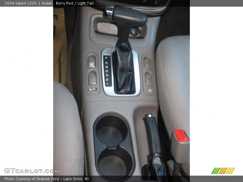 Berry Red / Light Tan 2004 Saturn L300 1 Sedan