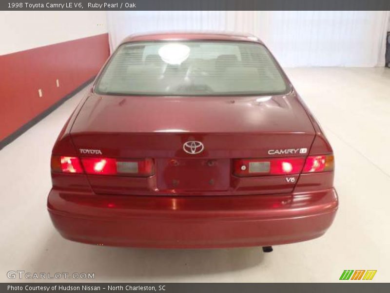 Ruby Pearl / Oak 1998 Toyota Camry LE V6
