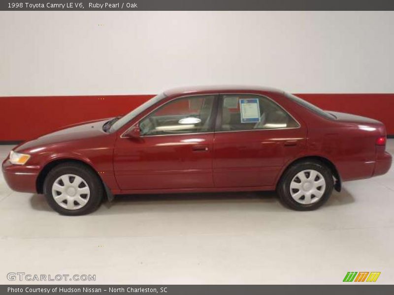 Ruby Pearl / Oak 1998 Toyota Camry LE V6