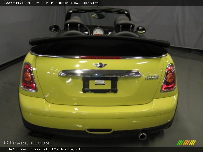 Interchange Yellow / Black/Grey 2009 Mini Cooper Convertible