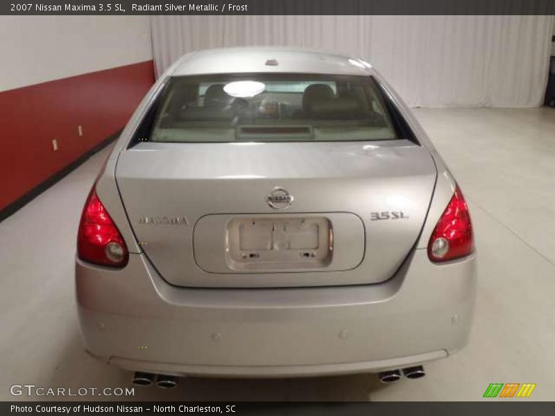 Radiant Silver Metallic / Frost 2007 Nissan Maxima 3.5 SL