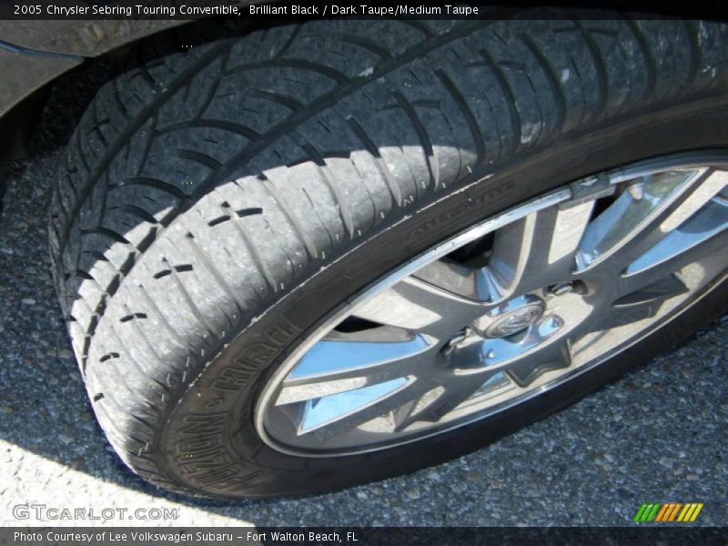 Brilliant Black / Dark Taupe/Medium Taupe 2005 Chrysler Sebring Touring Convertible
