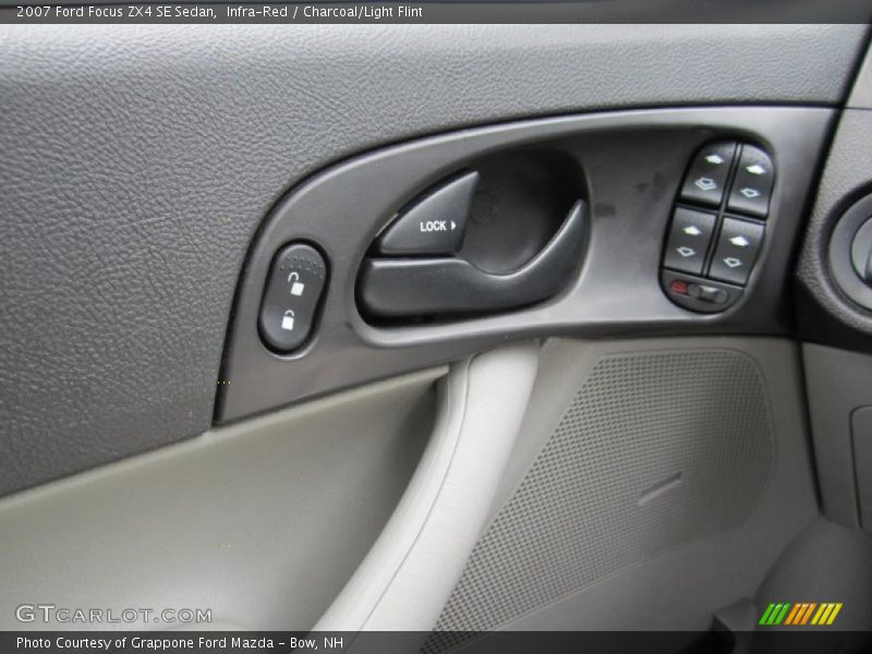 Infra-Red / Charcoal/Light Flint 2007 Ford Focus ZX4 SE Sedan