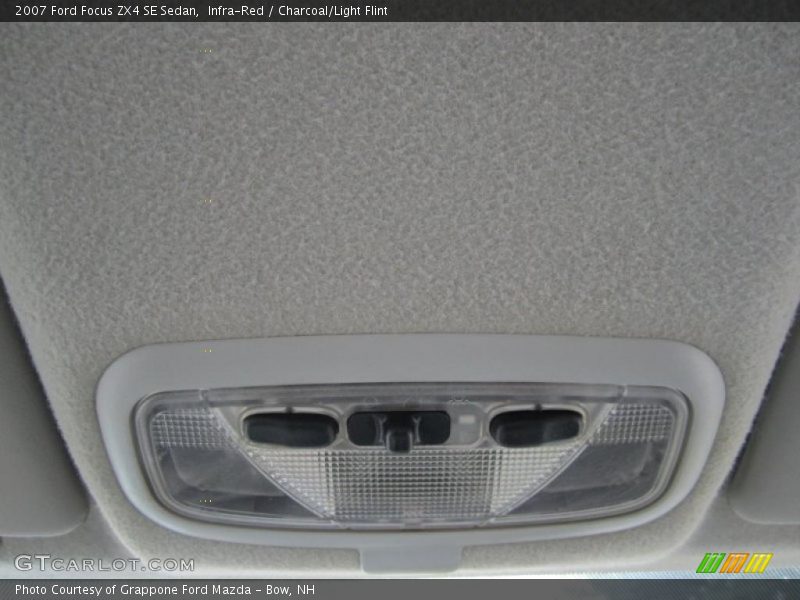 Infra-Red / Charcoal/Light Flint 2007 Ford Focus ZX4 SE Sedan