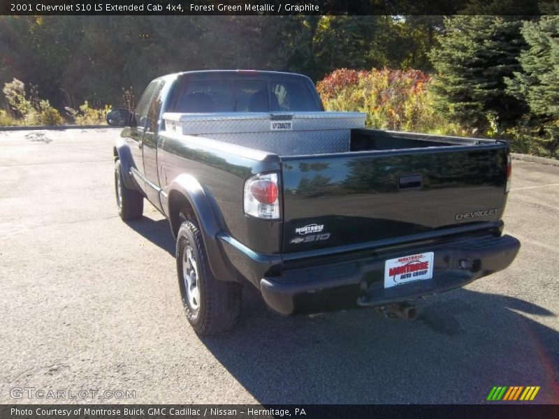 Forest Green Metallic / Graphite 2001 Chevrolet S10 LS Extended Cab 4x4