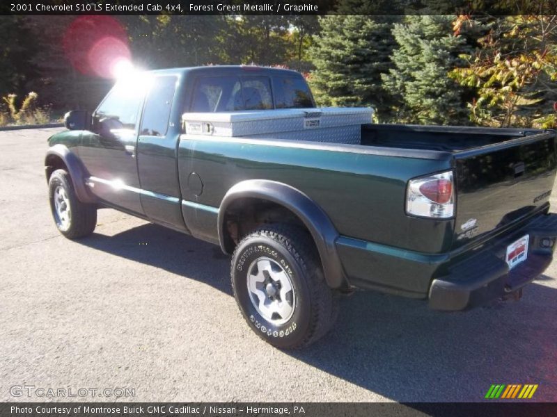 Forest Green Metallic / Graphite 2001 Chevrolet S10 LS Extended Cab 4x4