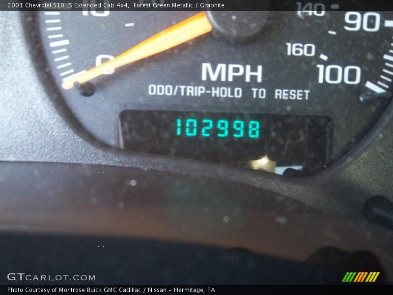 Forest Green Metallic / Graphite 2001 Chevrolet S10 LS Extended Cab 4x4