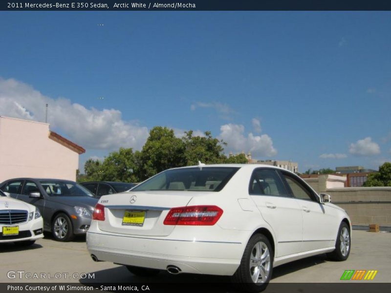 Arctic White / Almond/Mocha 2011 Mercedes-Benz E 350 Sedan