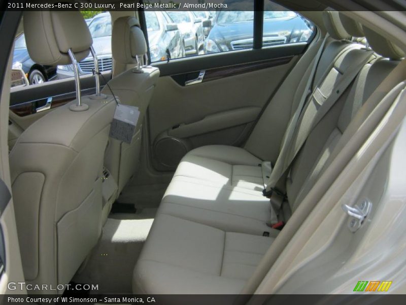 Pearl Beige Metallic / Almond/Mocha 2011 Mercedes-Benz C 300 Luxury