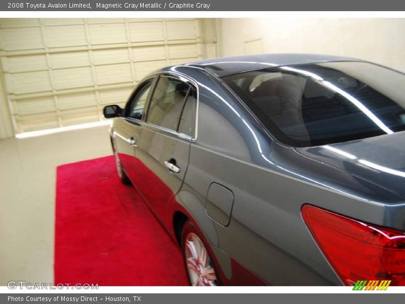 Magnetic Gray Metallic / Graphite Gray 2008 Toyota Avalon Limited