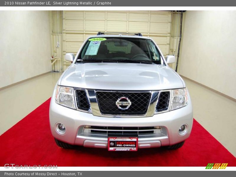 Silver Lightning Metallic / Graphite 2010 Nissan Pathfinder LE