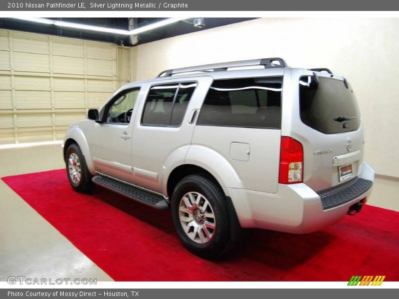 Silver Lightning Metallic / Graphite 2010 Nissan Pathfinder LE