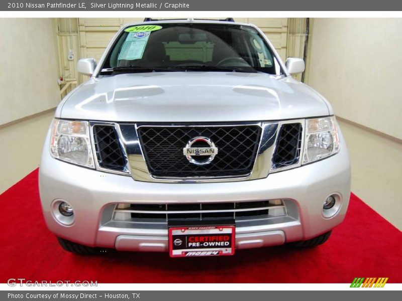 Silver Lightning Metallic / Graphite 2010 Nissan Pathfinder LE