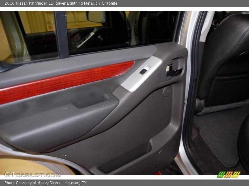 Silver Lightning Metallic / Graphite 2010 Nissan Pathfinder LE