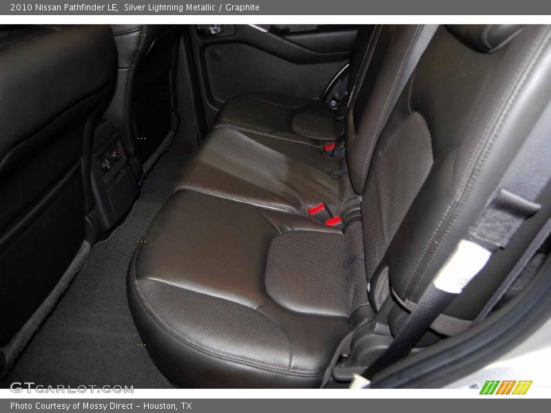 Silver Lightning Metallic / Graphite 2010 Nissan Pathfinder LE
