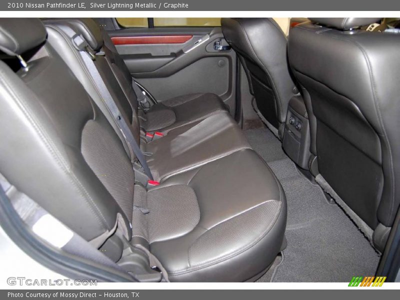 Silver Lightning Metallic / Graphite 2010 Nissan Pathfinder LE