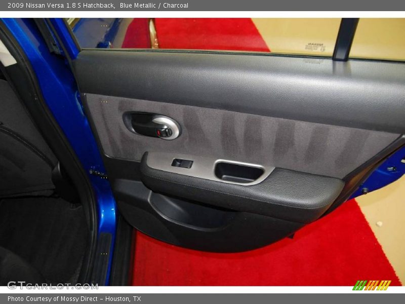 Blue Metallic / Charcoal 2009 Nissan Versa 1.8 S Hatchback