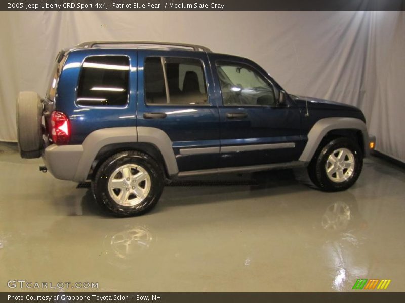 Patriot Blue Pearl / Medium Slate Gray 2005 Jeep Liberty CRD Sport 4x4