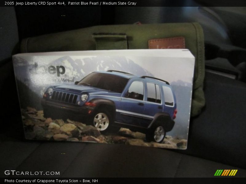 Patriot Blue Pearl / Medium Slate Gray 2005 Jeep Liberty CRD Sport 4x4