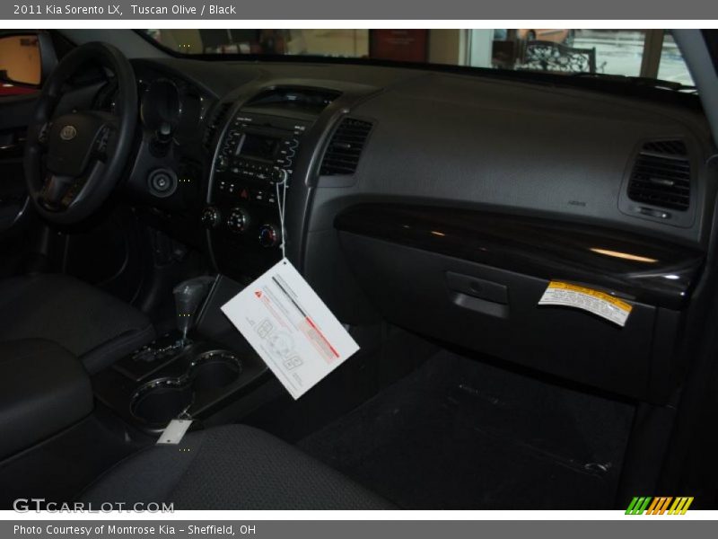 Tuscan Olive / Black 2011 Kia Sorento LX