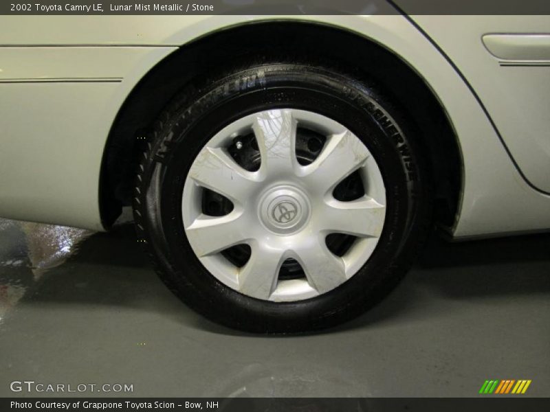 Lunar Mist Metallic / Stone 2002 Toyota Camry LE