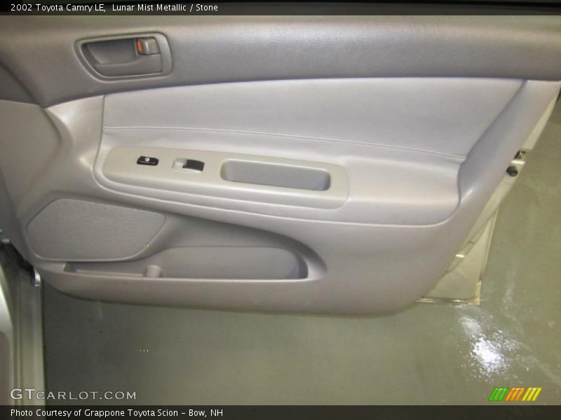 Lunar Mist Metallic / Stone 2002 Toyota Camry LE