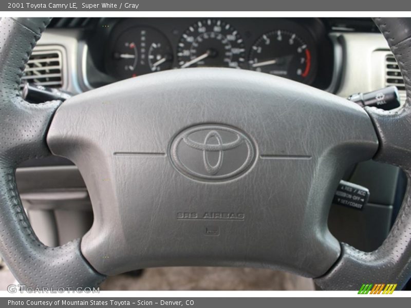 Super White / Gray 2001 Toyota Camry LE