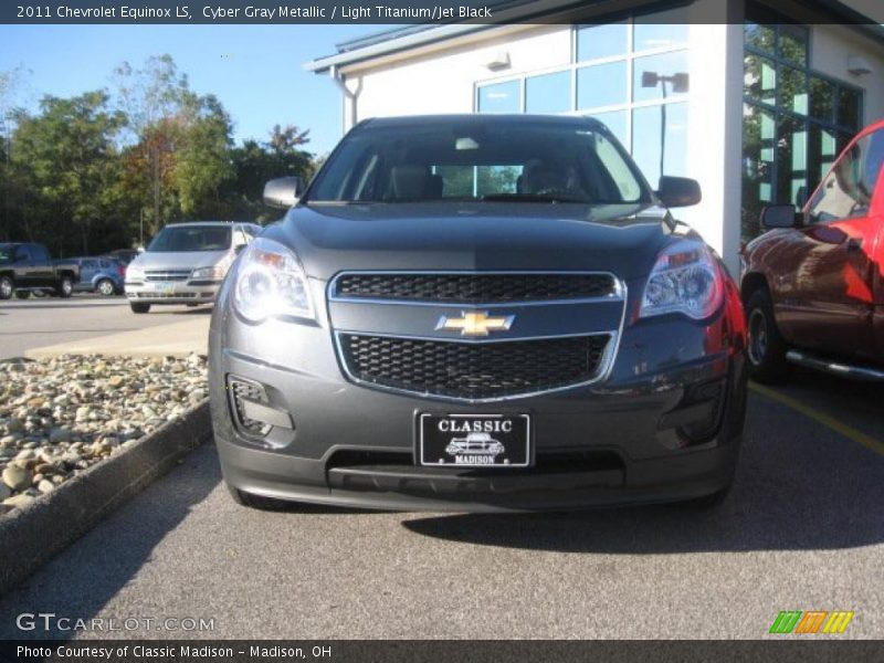 Cyber Gray Metallic / Light Titanium/Jet Black 2011 Chevrolet Equinox LS