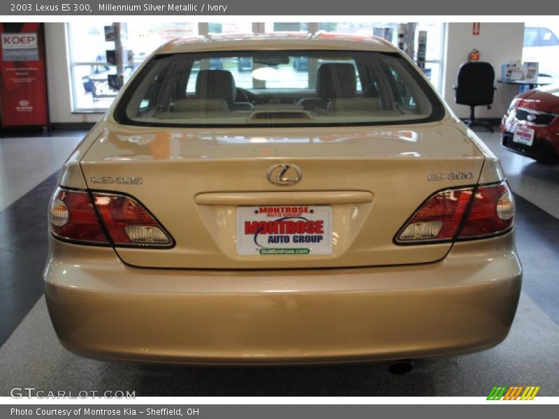 Millennium Silver Metallic / Ivory 2003 Lexus ES 300