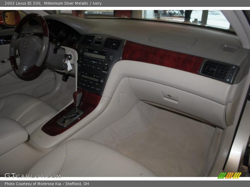 Millennium Silver Metallic / Ivory 2003 Lexus ES 300