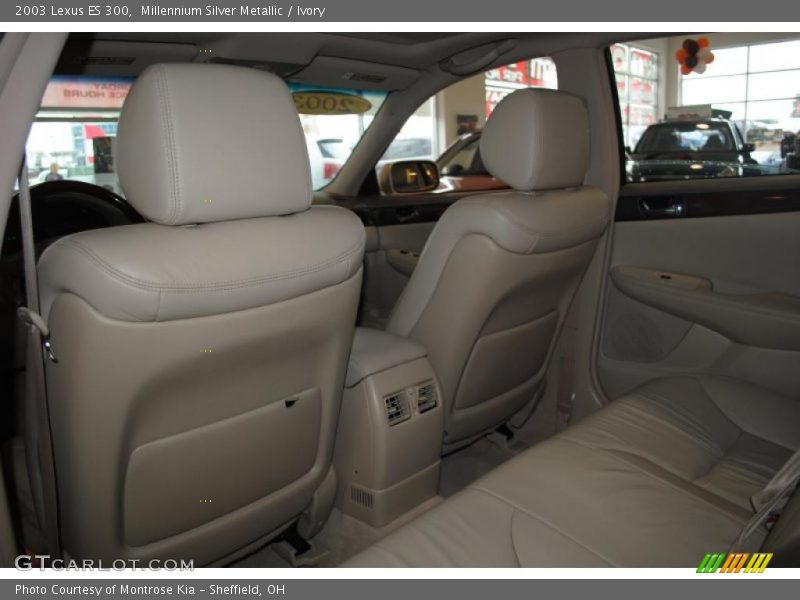 Millennium Silver Metallic / Ivory 2003 Lexus ES 300