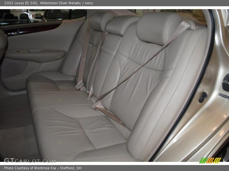 Millennium Silver Metallic / Ivory 2003 Lexus ES 300