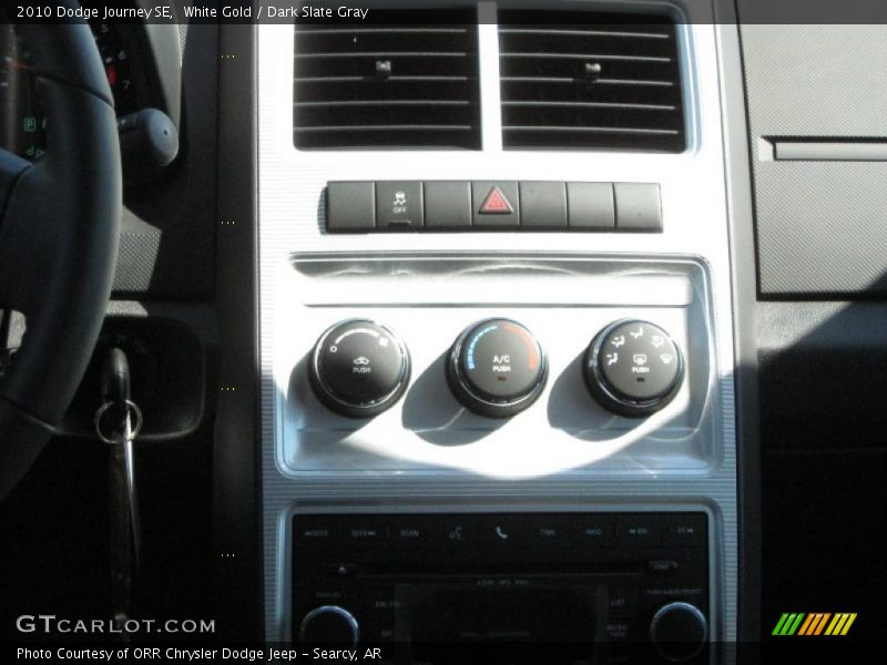 White Gold / Dark Slate Gray 2010 Dodge Journey SE