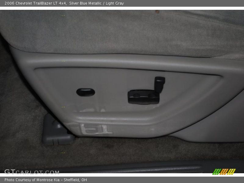 Silver Blue Metallic / Light Gray 2006 Chevrolet TrailBlazer LT 4x4