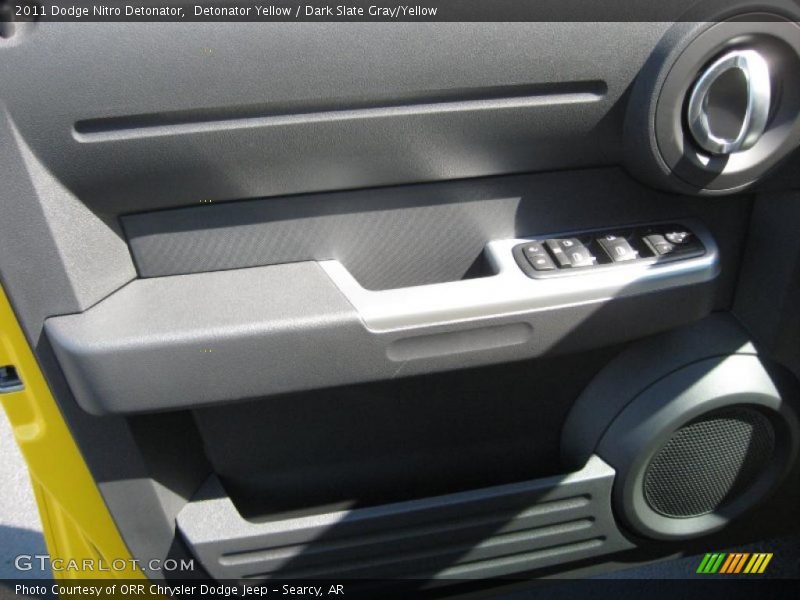 Detonator Yellow / Dark Slate Gray/Yellow 2011 Dodge Nitro Detonator