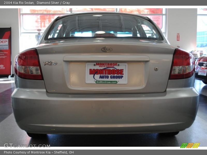 Diamond Silver / Gray 2004 Kia Rio Sedan