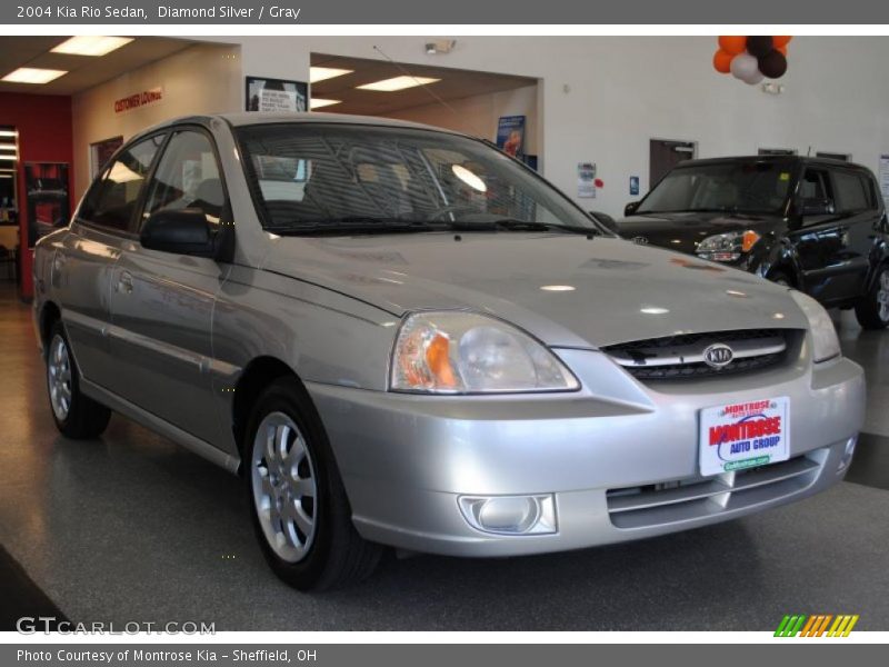 Diamond Silver / Gray 2004 Kia Rio Sedan