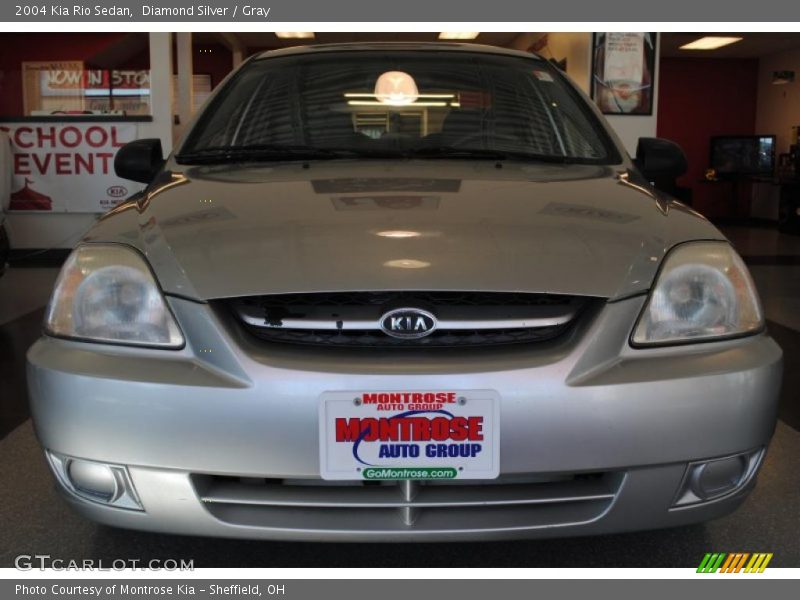 Diamond Silver / Gray 2004 Kia Rio Sedan