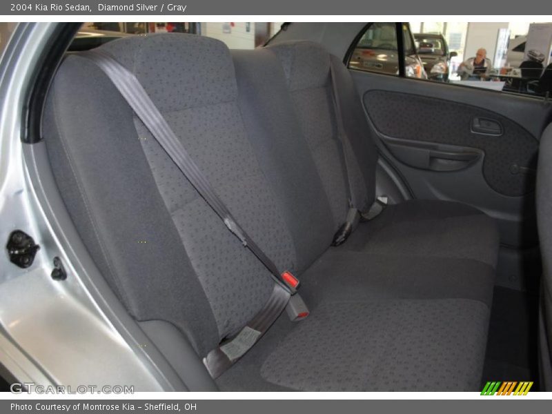 Diamond Silver / Gray 2004 Kia Rio Sedan