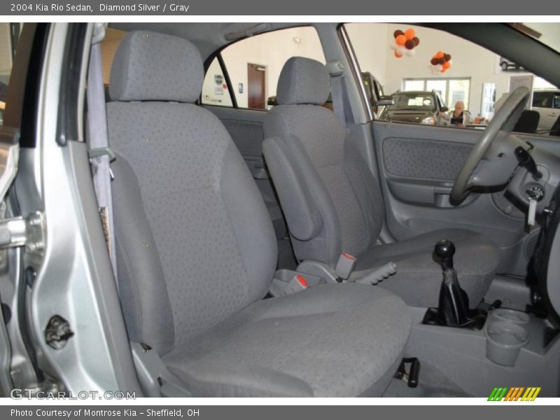 Diamond Silver / Gray 2004 Kia Rio Sedan