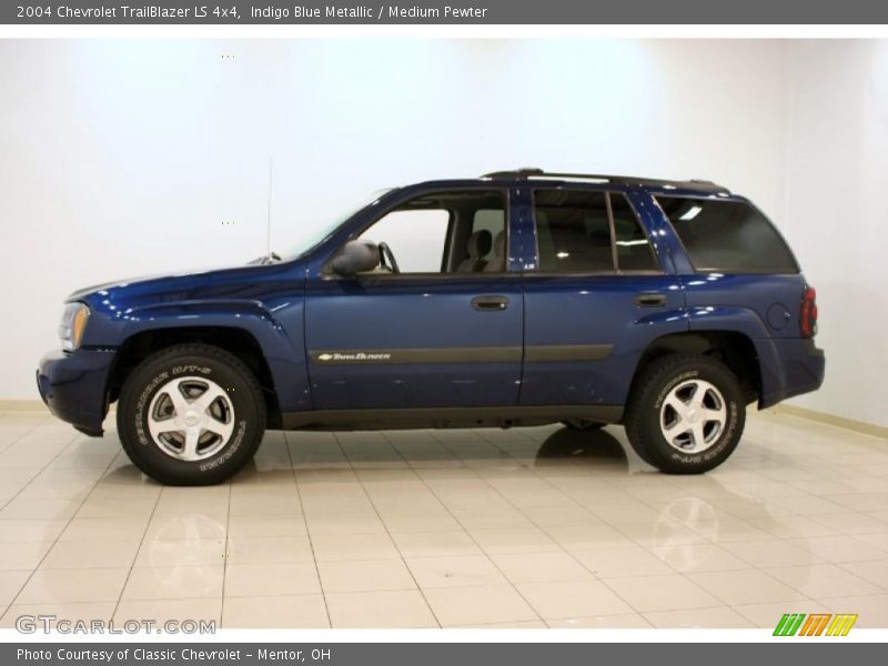 Indigo Blue Metallic / Medium Pewter 2004 Chevrolet TrailBlazer LS 4x4