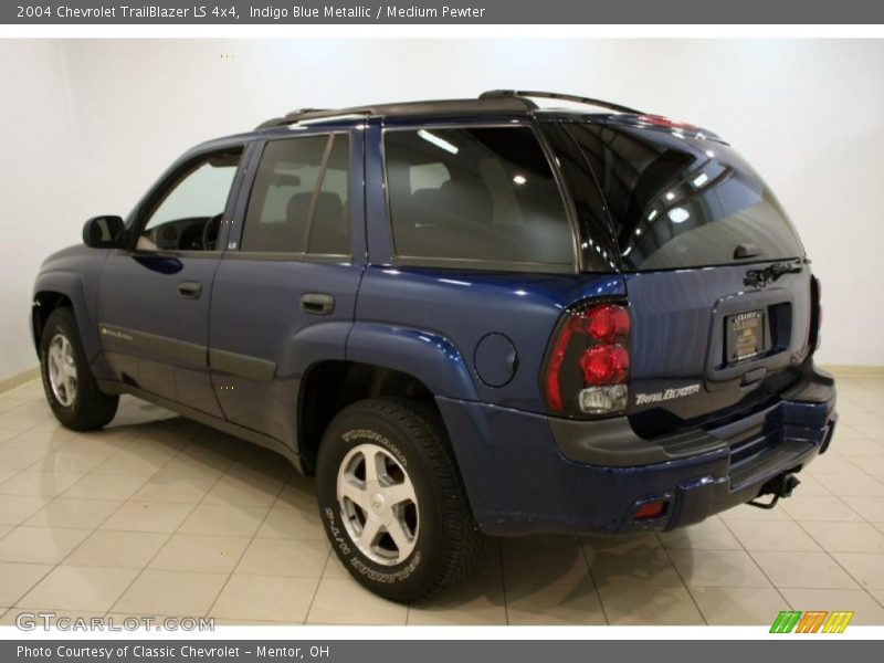 Indigo Blue Metallic / Medium Pewter 2004 Chevrolet TrailBlazer LS 4x4